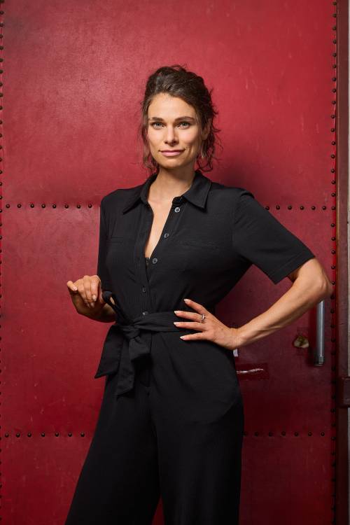 Lisa Perrio, artiste chez Little Bros, société de production de spectacles vivants